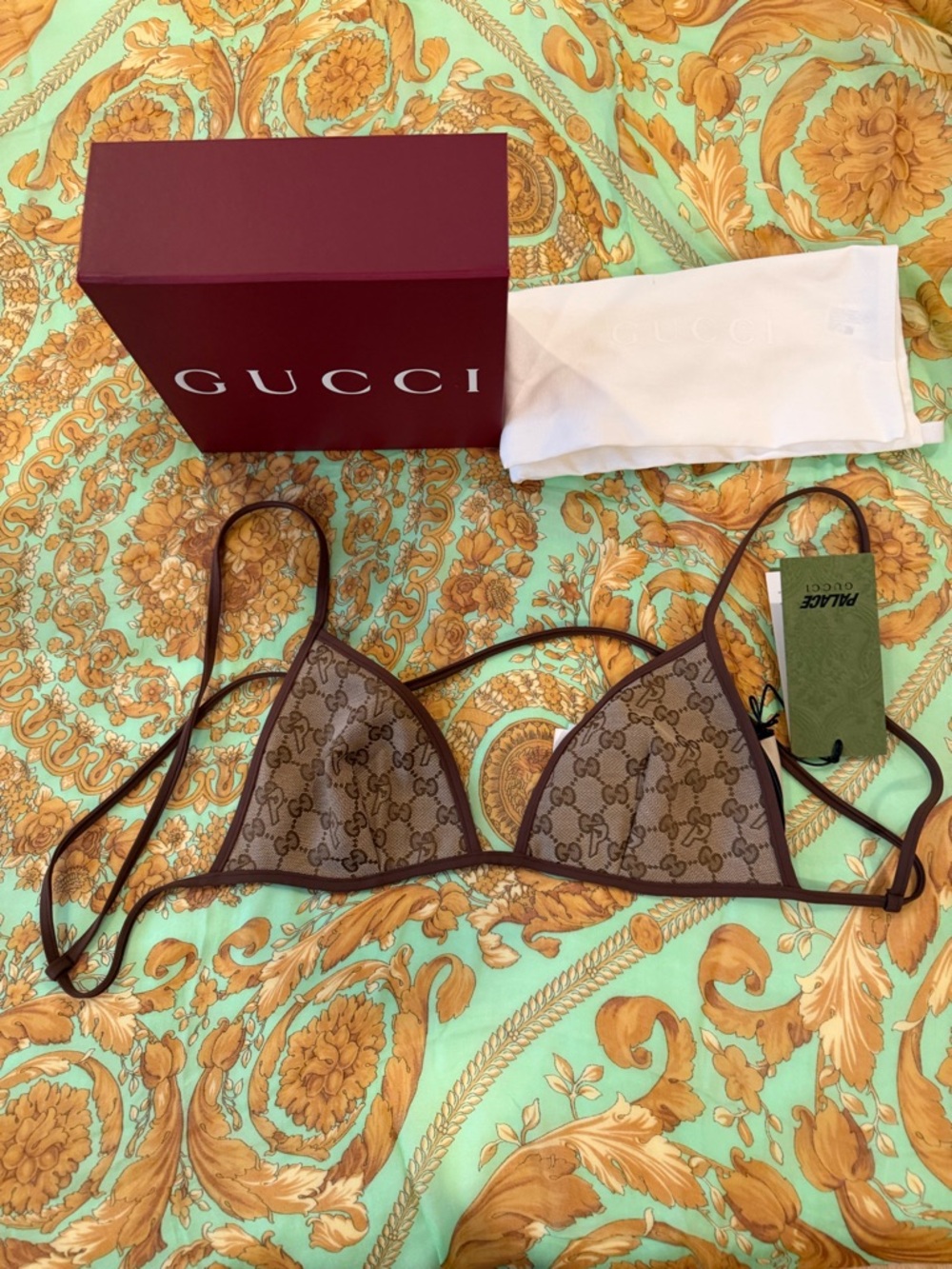 Gucci GG Palace Bikini NEW CONDITION ., Size
LARGE